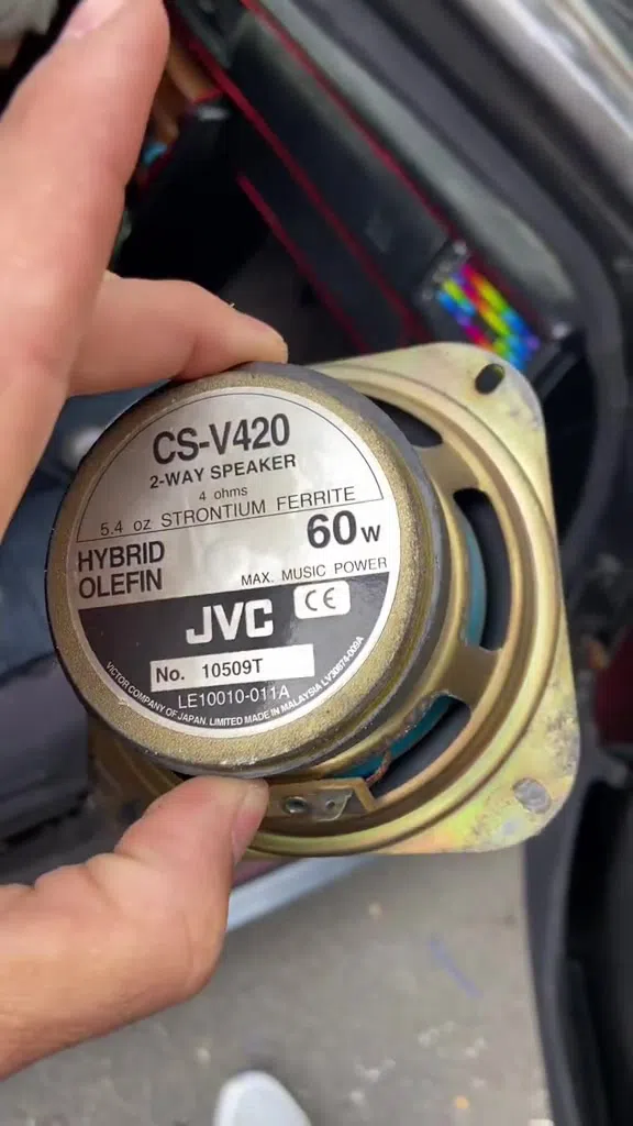 Avtomobil dinamikləri Pioneer və JVC - Tenderyard