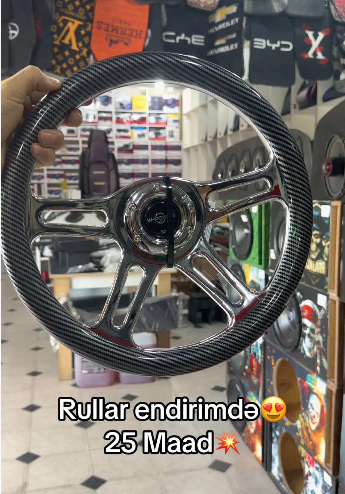 Avtomobil sükanı idman üslubunda - Tenderyard