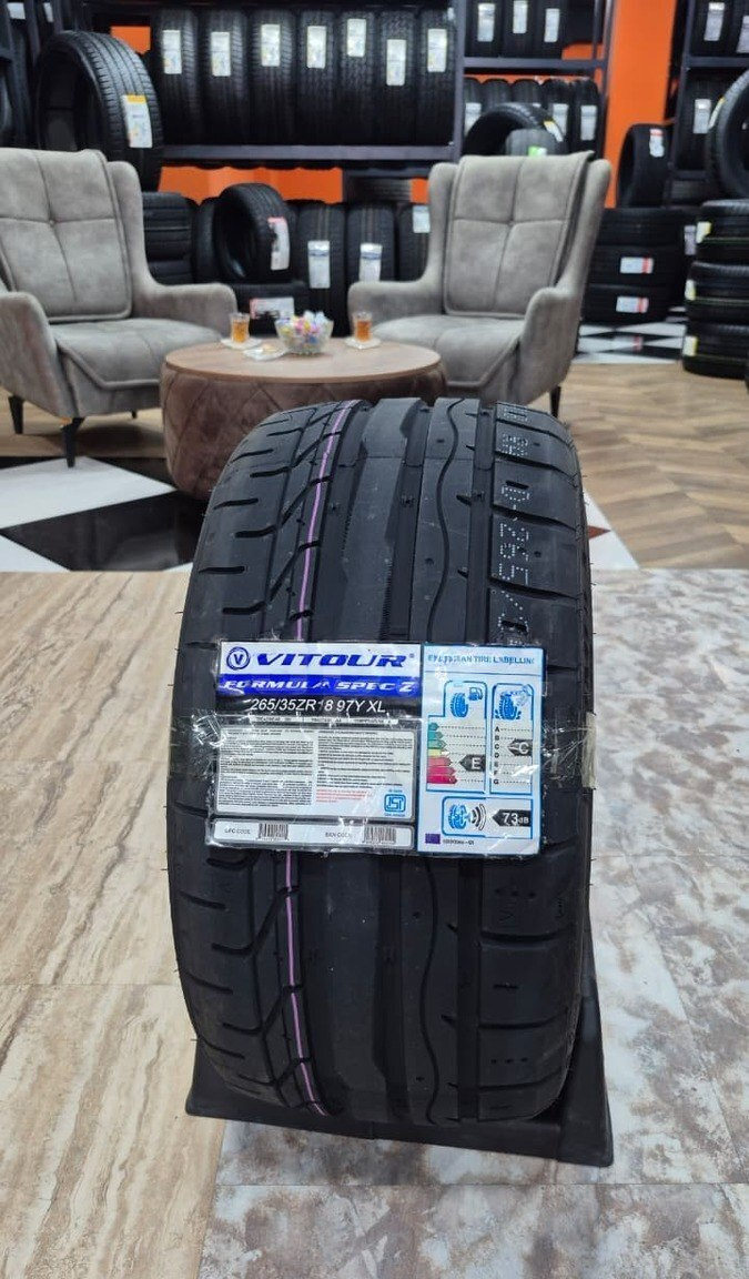 Vitour Formula Spec Z 265/35R18 97Y XL Tire – Wheels and tires