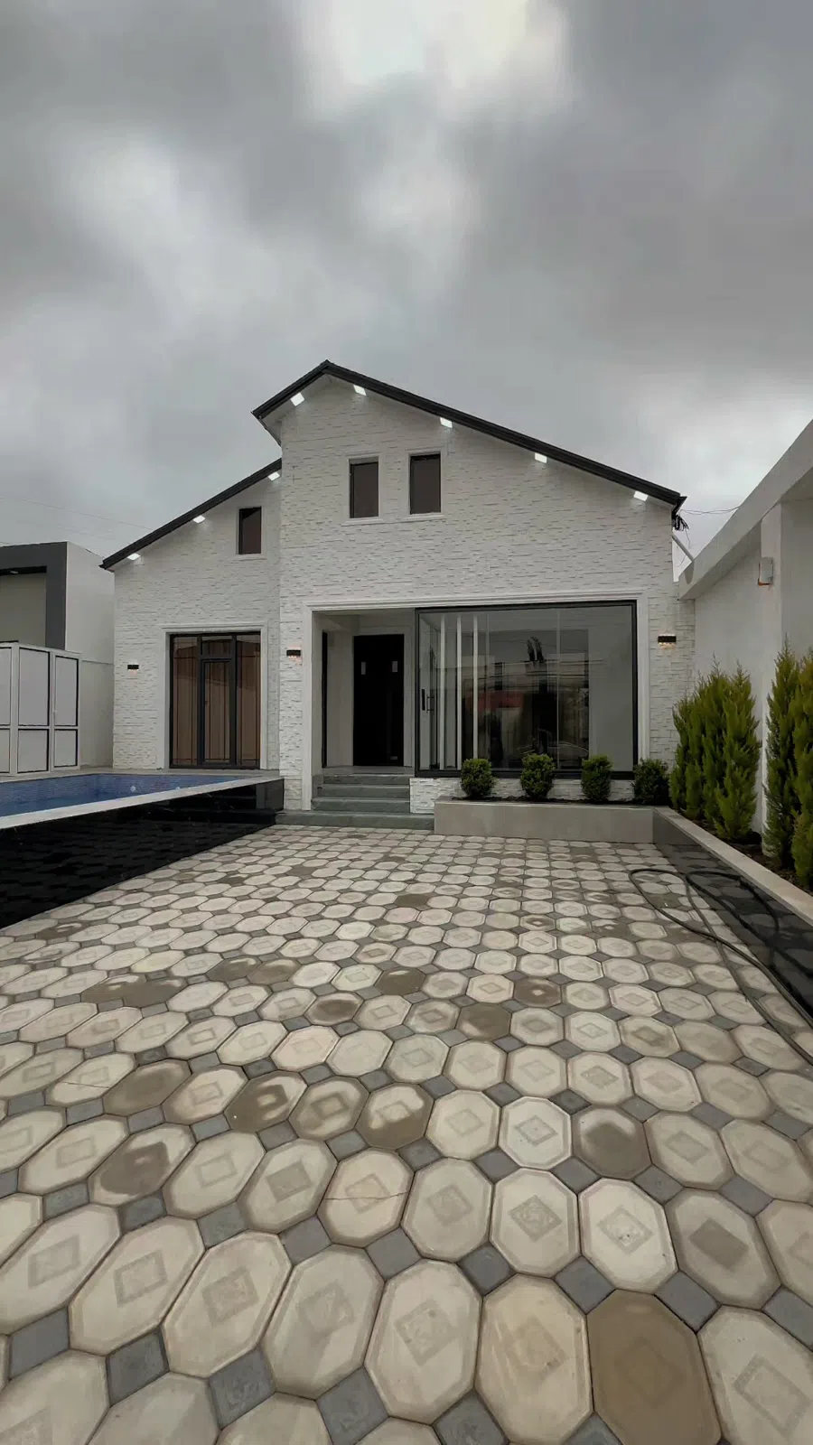 4 otaqlı bağ evi 170 m² satılır - Tenderyard